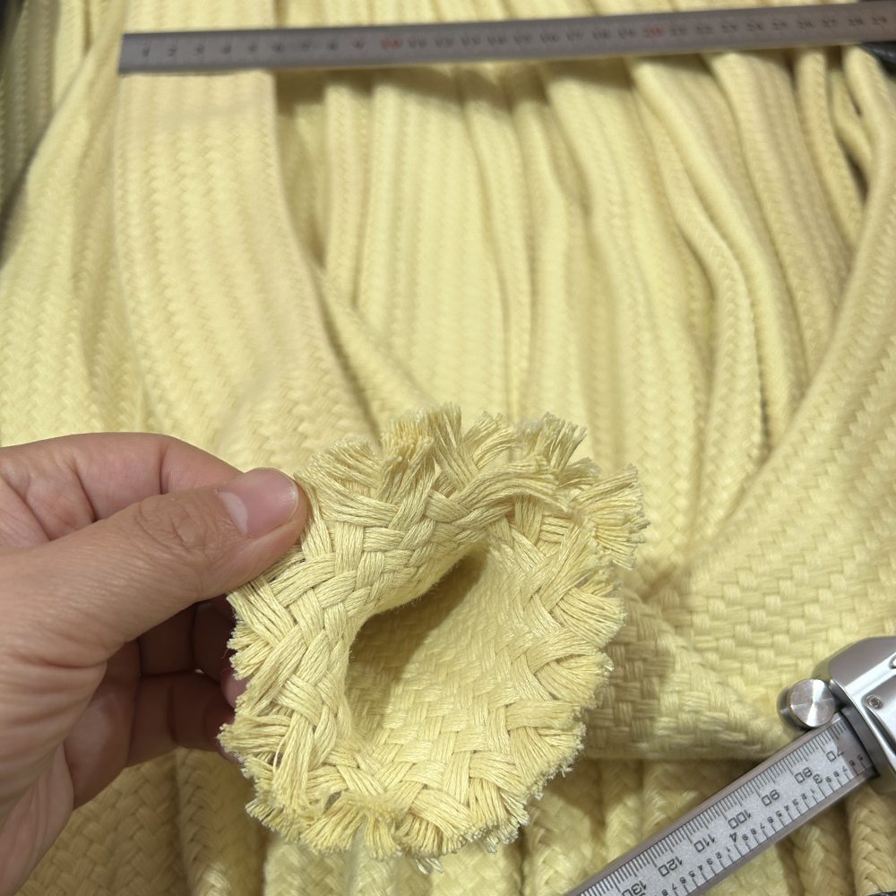 Geflochtener Aramid-Schlauchmantel: Ultimativer Hitze- und Abriebschutz für Industrieschläuche